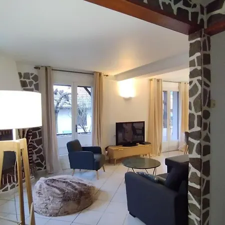 别墅 Jolie Maison Modulable De 4 A 6 Lits Avec Jardinet 伊格涅