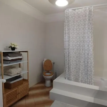 Jolie Maison Modulable De 4 A 6 Lits Avec Jardinet 别墅