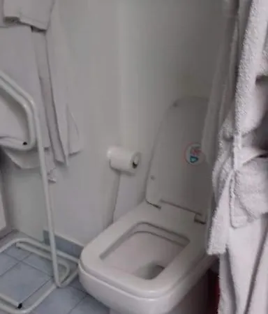 Jolie Maison Modulable De 4 A 6 Lits Avec Jardinet 别墅