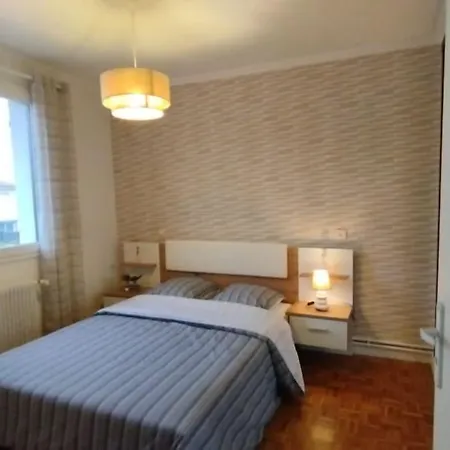 Jolie Maison Modulable De 4 A 6 Lits Avec Jardinet