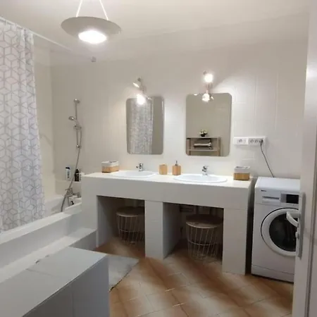 别墅 Jolie Maison Modulable De 4 A 6 Lits Avec Jardinet